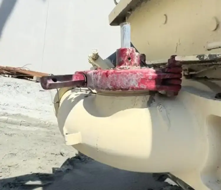 Preparação da pré-limpeza do camião-bomba