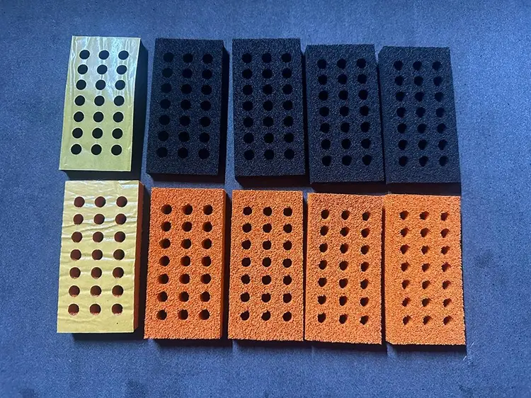 Ventosa de espuma com adesivo